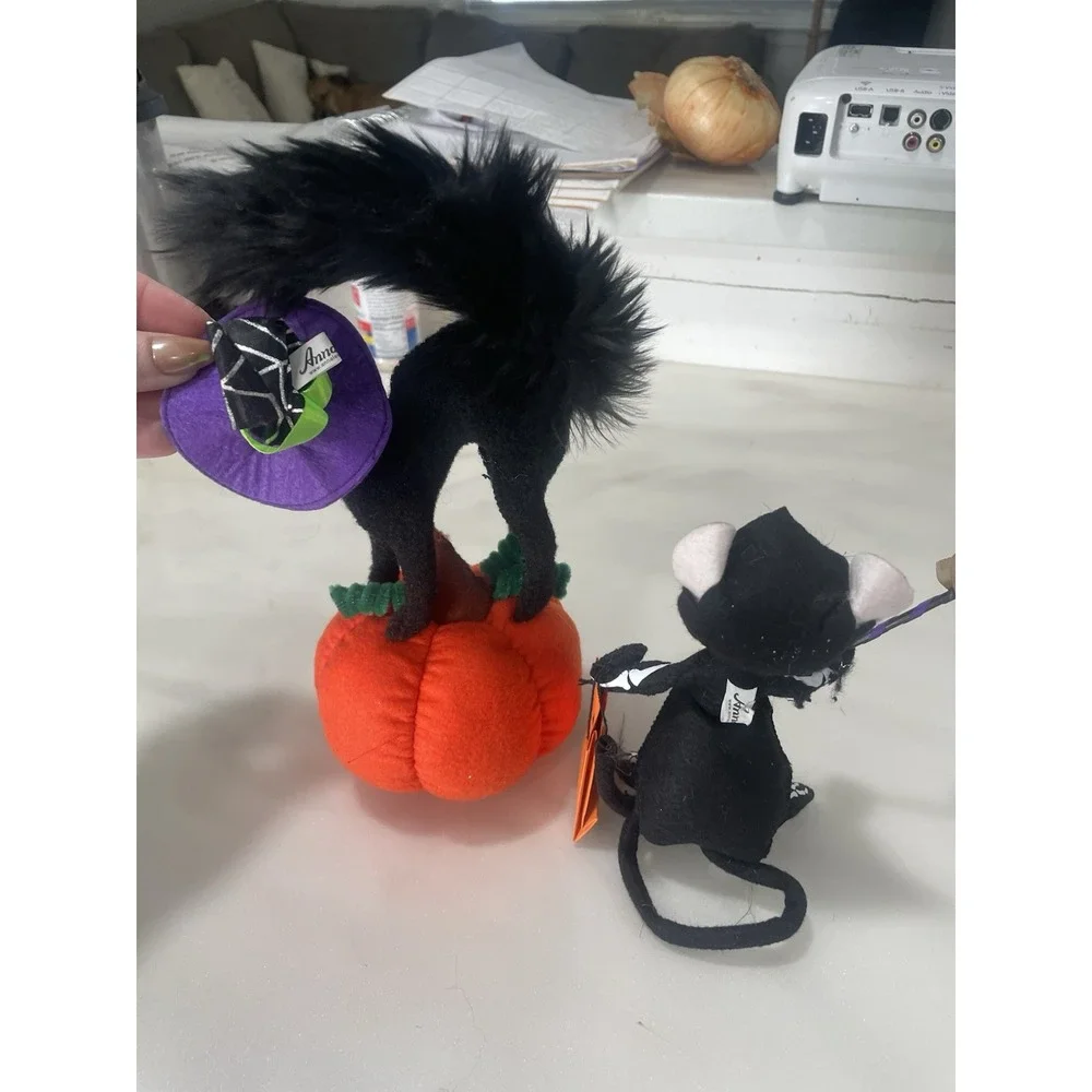 Annalee Halloween Dolls Skeleton Scardy Cat On Pumpkin Skulls Lot‎ Of Two